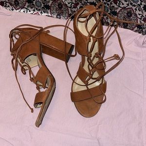 Summer ready Vince Camuto Wendell Lace Up Cutout Sandal, block heel, size 9